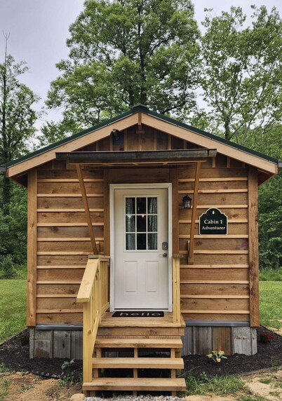 Cozy cabin close to Summersville Lake and the New River Gorge National Park!