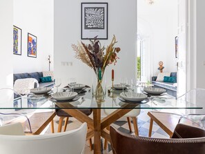 Dining - Malaga Center Flat Balcony Picasso Plaza Merced (Málaga)