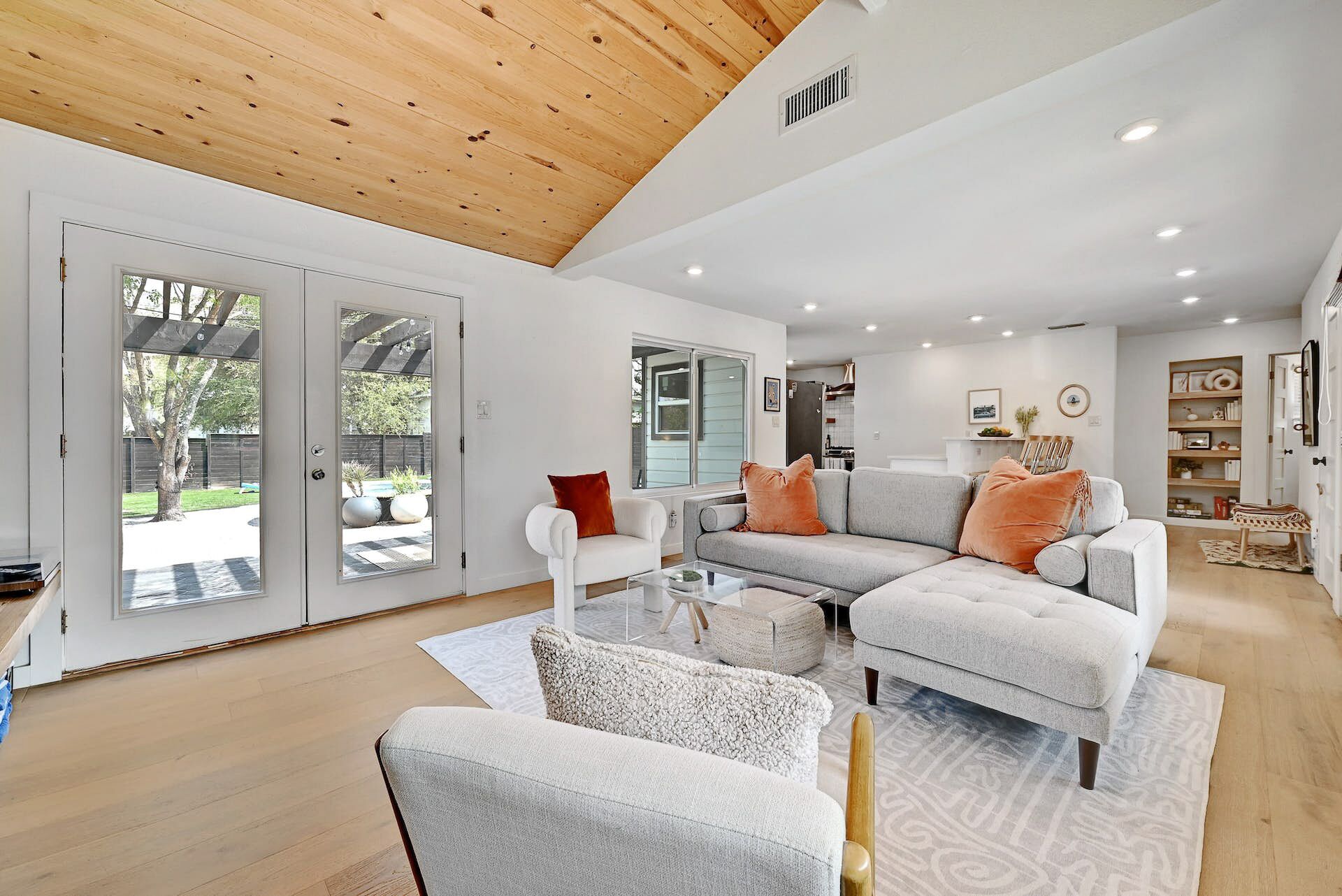 电视、书、音乐库