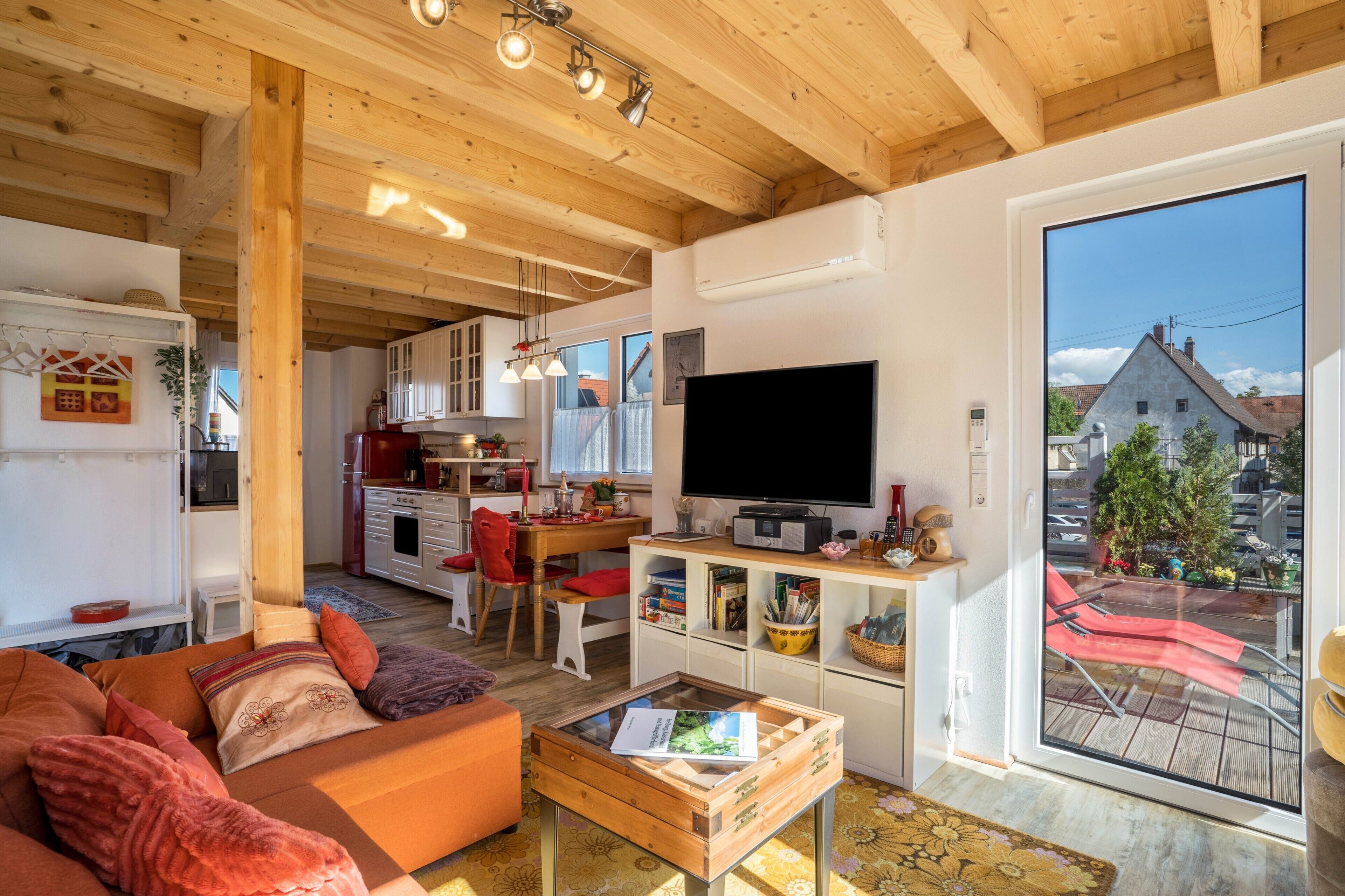 平板电视、立体声音响