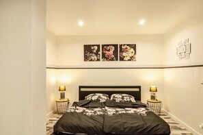 2 soverom, strykejern/-brett, wi-fi (inkludert) og sengetøy