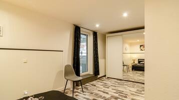 2 Schlafzimmer, Bügeleisen/Bügelbrett, kostenloses WLAN, Bettwäsche