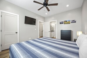 2 habitaciones, cuna de viaje, wifi gratis y ropa de cama 