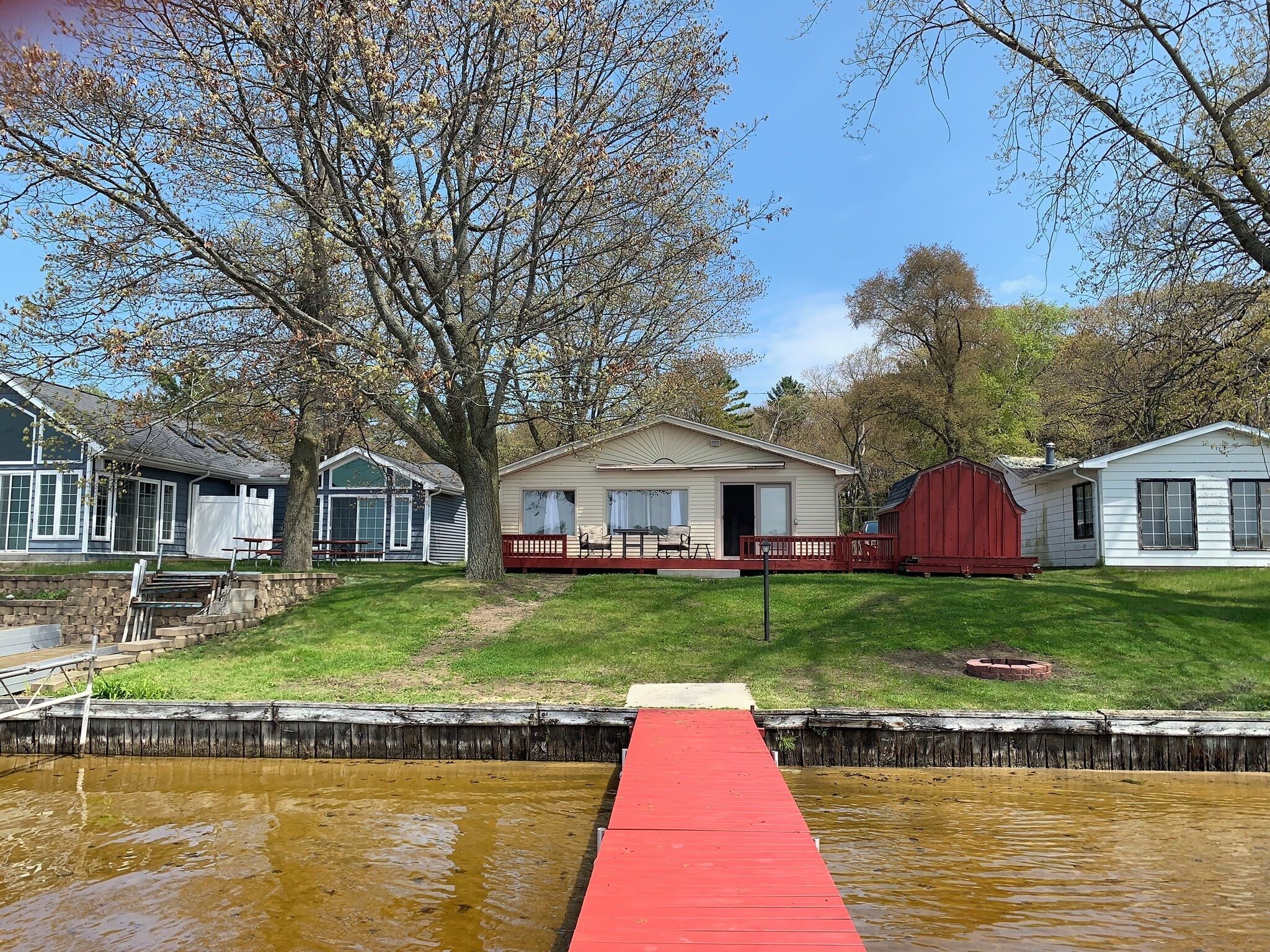 Sunset Paradise located on an Inland Lake in Oscoda Pet friendly