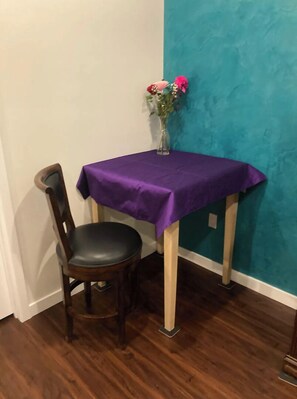 Dining - Studio apartment (Los Angeles)