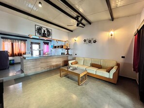 Chaumière familiale | Draps en coton égyptien, literie de qualité, accès au Wi-Fi (inclus)