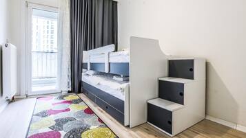 2 bedrooms