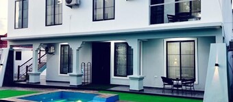 Greenlight Apartments 