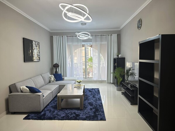 Smart TV - Entire1 Bedroom Apartment at Bijada Boulevard, Dubai (Dubai)