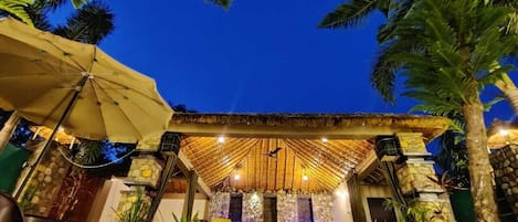 Deluxe-hús | Rúmföt af bestu gerð, skrifborð, hljóðeinangrun