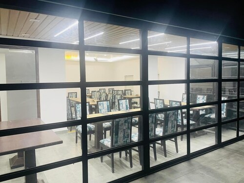 Pod n Beyond Smart Hotel Bistupur