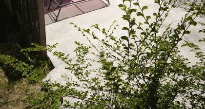 Gite des Anges, Domaine de la Méouge, piscine commune, accÚs à la riviÚre.