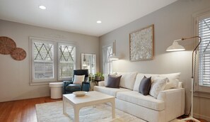 Smart TV, stereo, offices