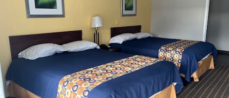 Two Queen Beds | 免费 WiFi