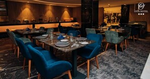 Restaurant - OTIA (Maputo)