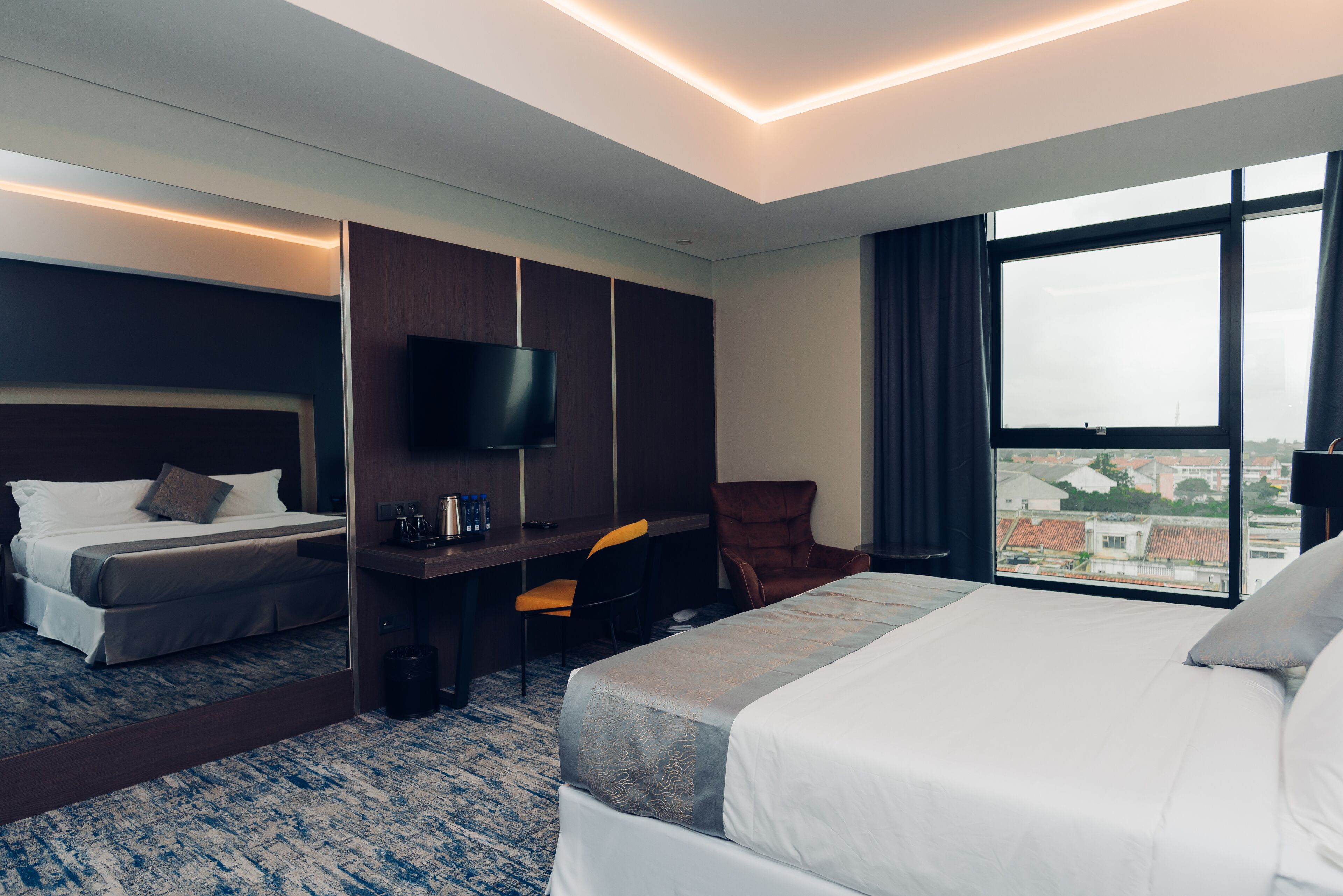 executive double room | minibar, in-room safe, blackout curtains, soundproofing