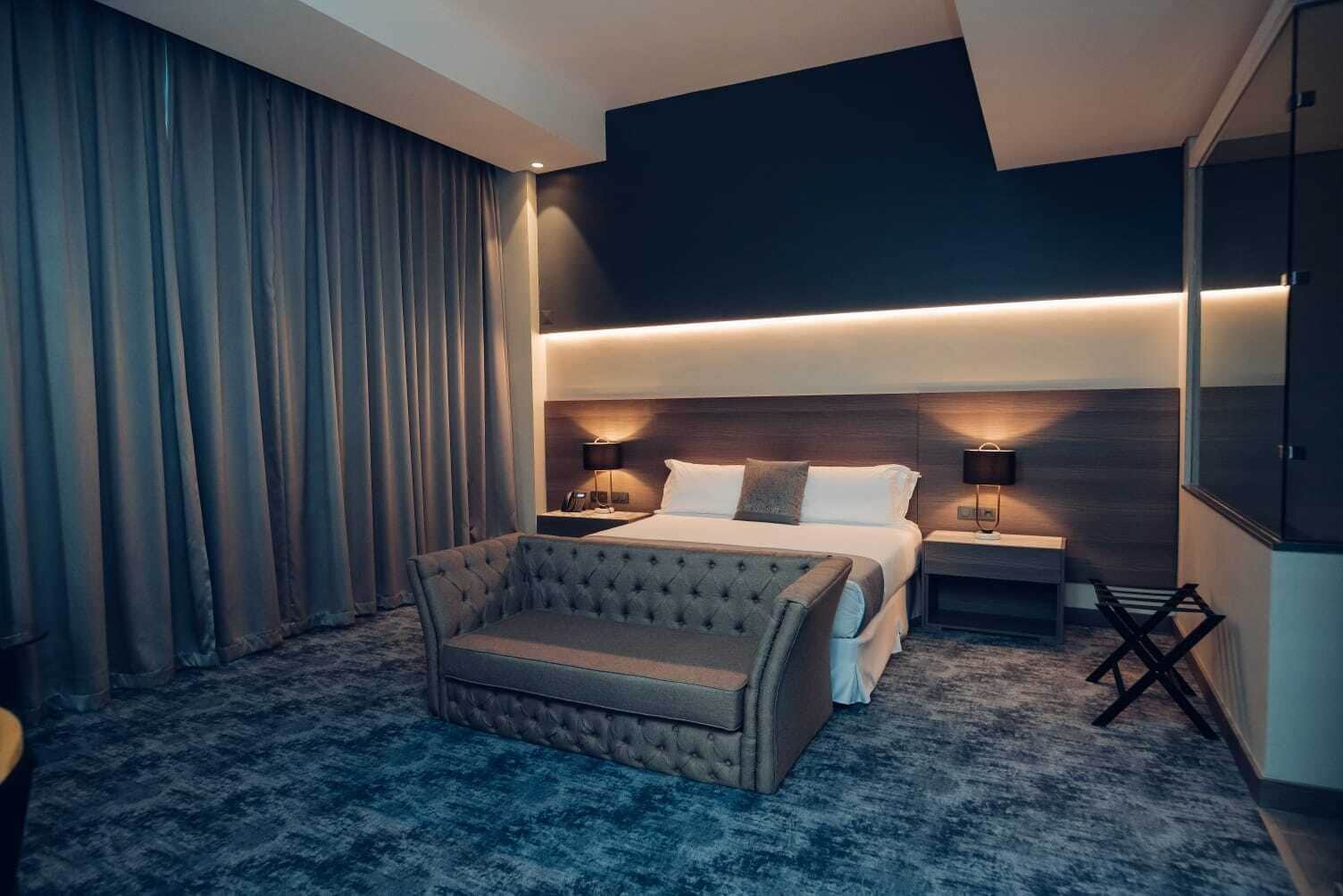 presidential room | minibar, in-room safe, blackout curtains, soundproofing