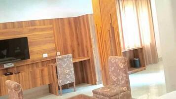 Luxury Room | Living area | LCD TV