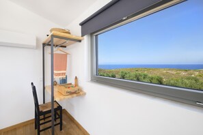 Interior - Akrotiri Apt with Sea view (Chania)