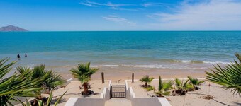 Beachfront condo for rent in Villas de Las Palmas, San Felipe