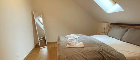 1 makuuhuone, vauvan matkasänky, ilmainen Wi-Fi, vuodevaatteet