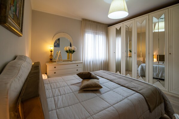Deluxe Suite | 2 bedrooms, individually decorated, individually furnished - B&B IULIA FELIX (Pompei)