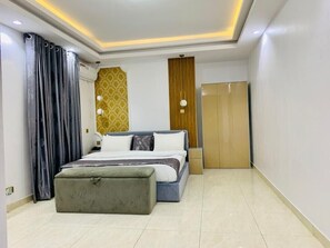 Premium Room | 1 bedroom, bed sheets