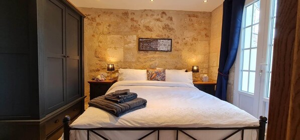 3 habitaciones y caja de seguridad en la habitación 