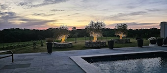 The Barn - 5* stone cottage with own private heated pool - Sleep 6