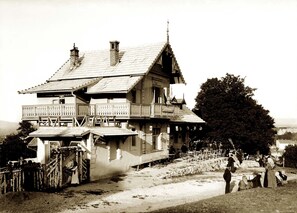Exterior - Villa Kuschmann 1905 Renovierte Ferienwohnung mit Schoene Stadtuebersicht (Brașov)
