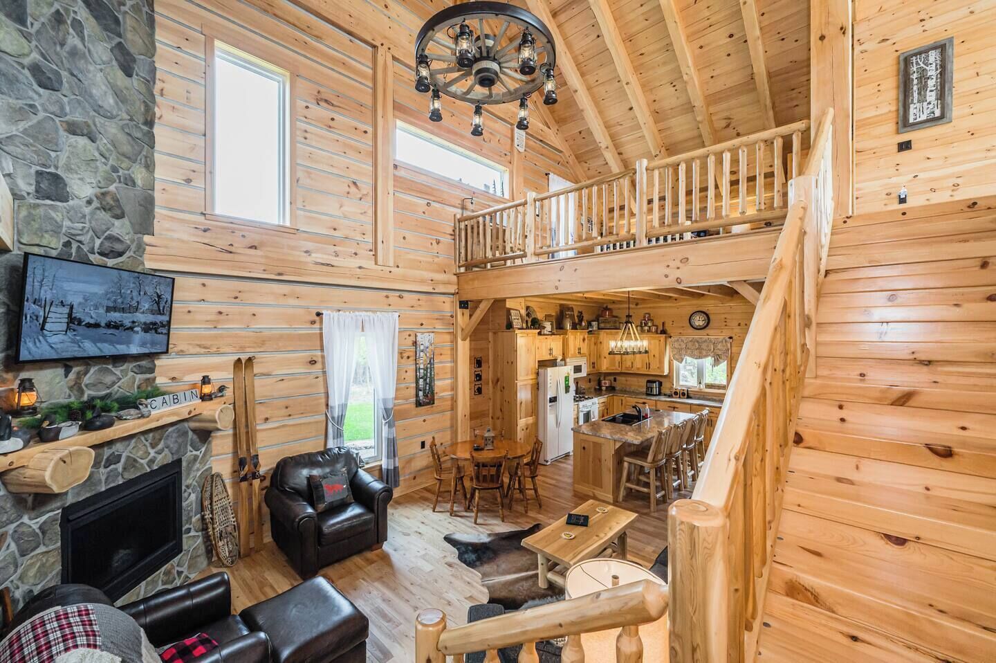 Smart TV, fireplace, DVD player, offices