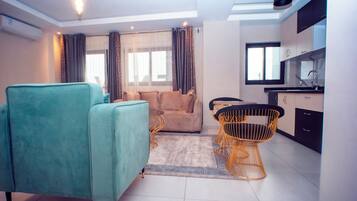 Suite Deluxe | Ropa de cama de alta calidad y minibar