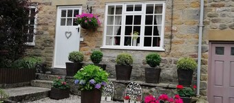 Cosy cottage ideal base for walking, cycling, exploring villages and local views