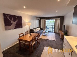 Interior - Relaxing Oasis in Bruce -1bd Apt (Bruce)