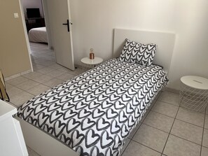 3 Schlafzimmer, Bügeleisen/Bügelbrett, Reisekinderbett, kostenloses WLAN