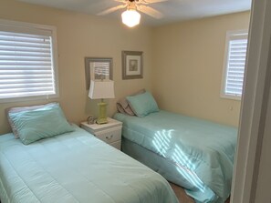 2 bedrooms, WiFi, bed sheets