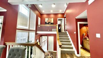 Condo, 3 phòng ngủ | Nội thất