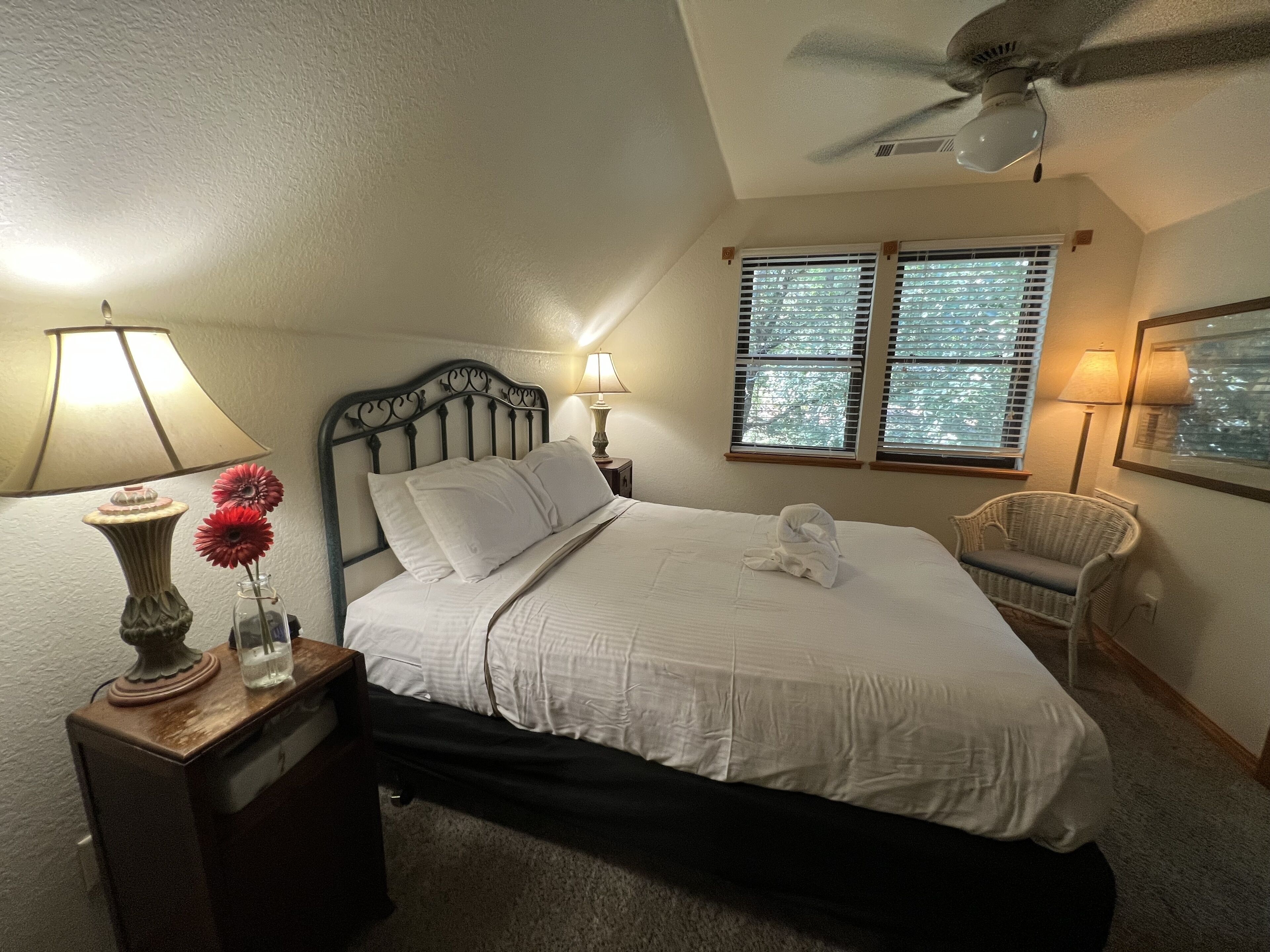 Cottage, 2 Bedrooms | 2 bedrooms, cots/infant beds, free WiFi