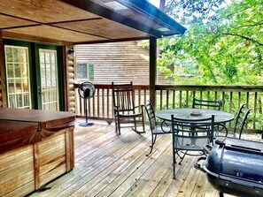 Cottage, 2 Bedrooms | Outdoor dining