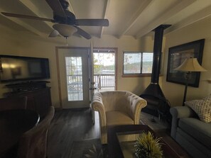 Cottage, 2 phòng ngủ | Khu phòng khách