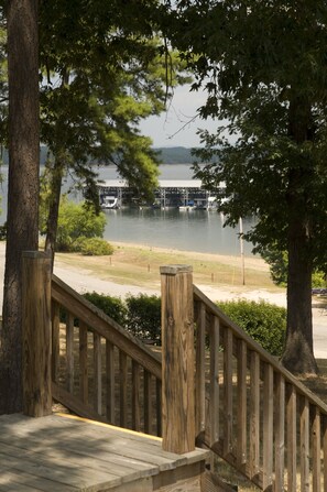 Room, 1 Bedroom | Property grounds - Mountain Harbor Queen Guest Room on Lake Ouachita by RedAwning (Mount Ida)