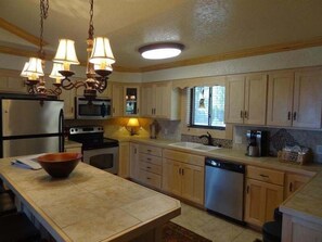 平房, 3 間臥室 | 私人廚房 | 電冰箱、烤箱、咖啡機/沖茶器、烤麵包機