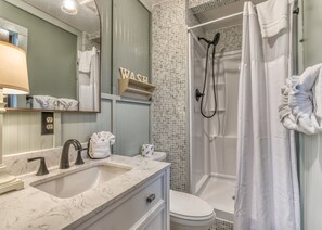 House, 3 Bedrooms | Bathroom | Towels