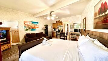 Studio | Strykjärn/strykbräda, barnsängar och gratis wi-fi