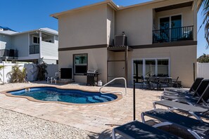 House, 3 Bedrooms | Exterior