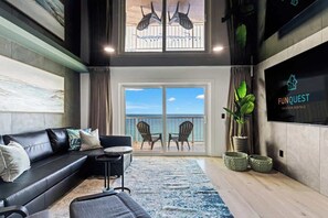 TV - The Summit 1305 - Lux Beach Front Condo (Panama City)