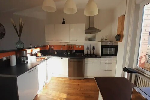 Maison de ville lumineuse avec rooftop