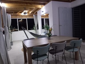 Classic Apartment | Terrace/patio - Residencial Dos Amigos (Santo Domingo Este)