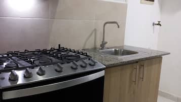 Fridge, dishwasher