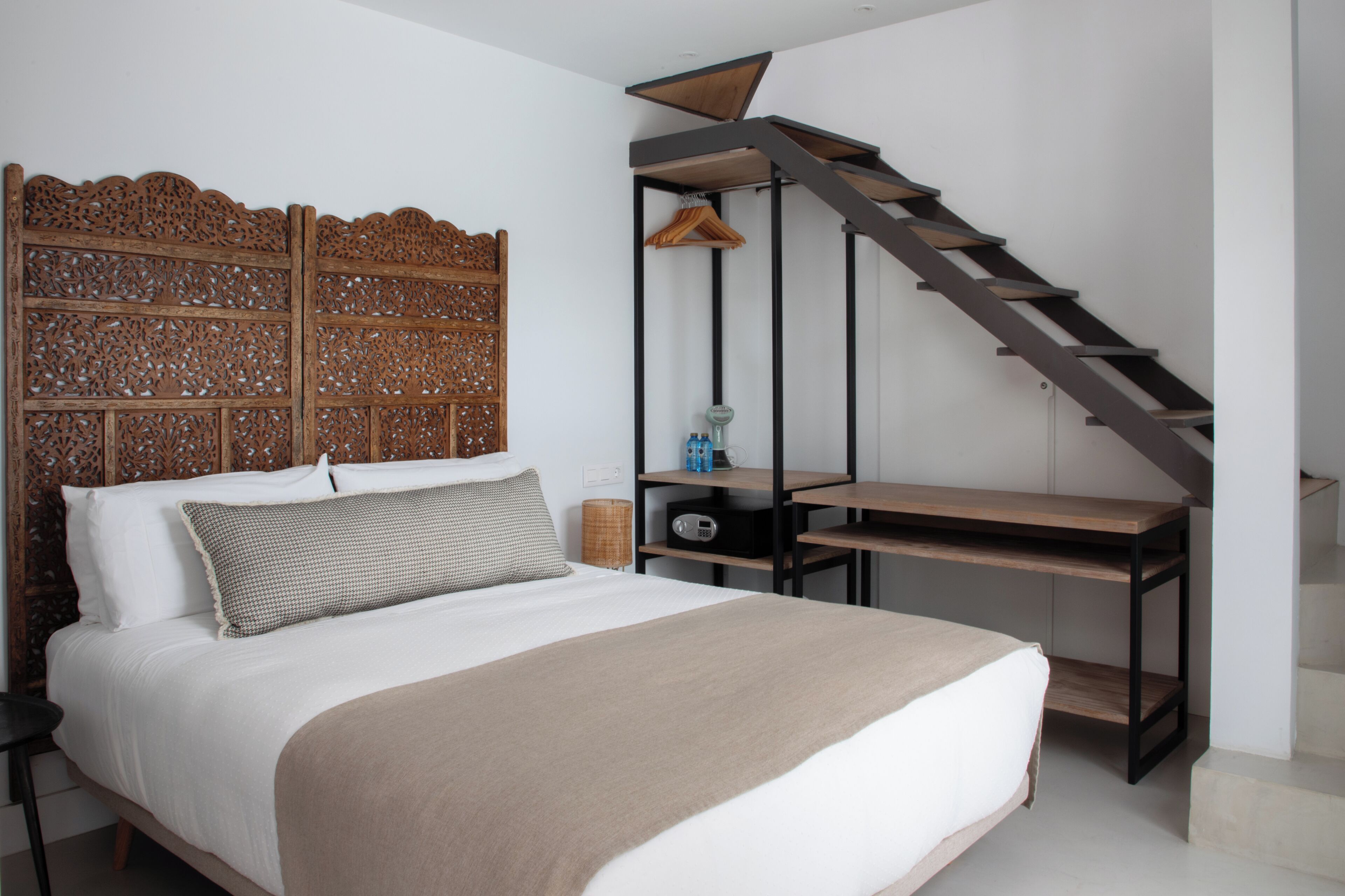 Studio Suite | In-room safe, individually decorated, individually furnished
